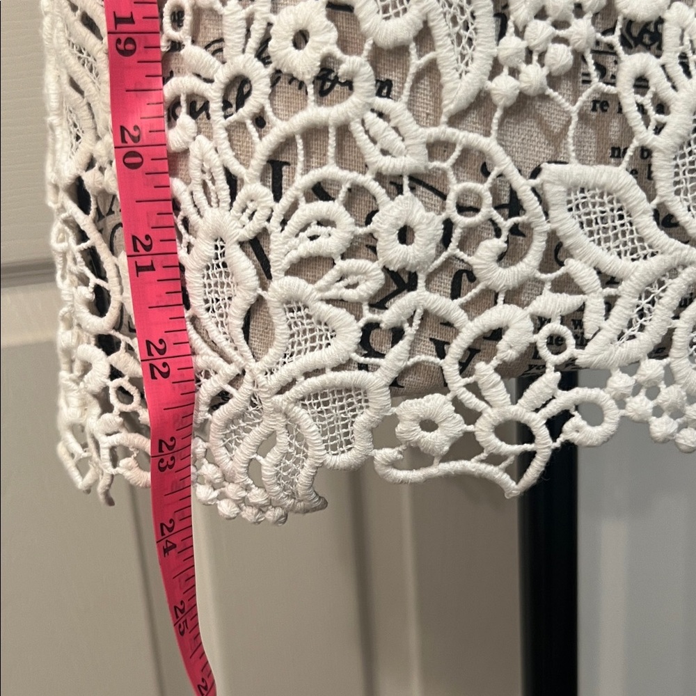 LOFT Ivory Floral Lace Tank Top - Picture 2 of 5